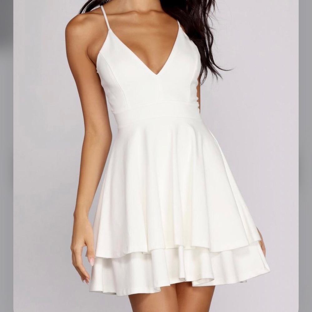 Windsor Late Night Fantasy white ivory vneck dress